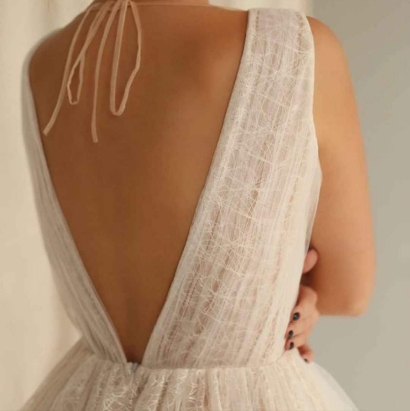 Short Wedding Dress - Picture 4 of 4